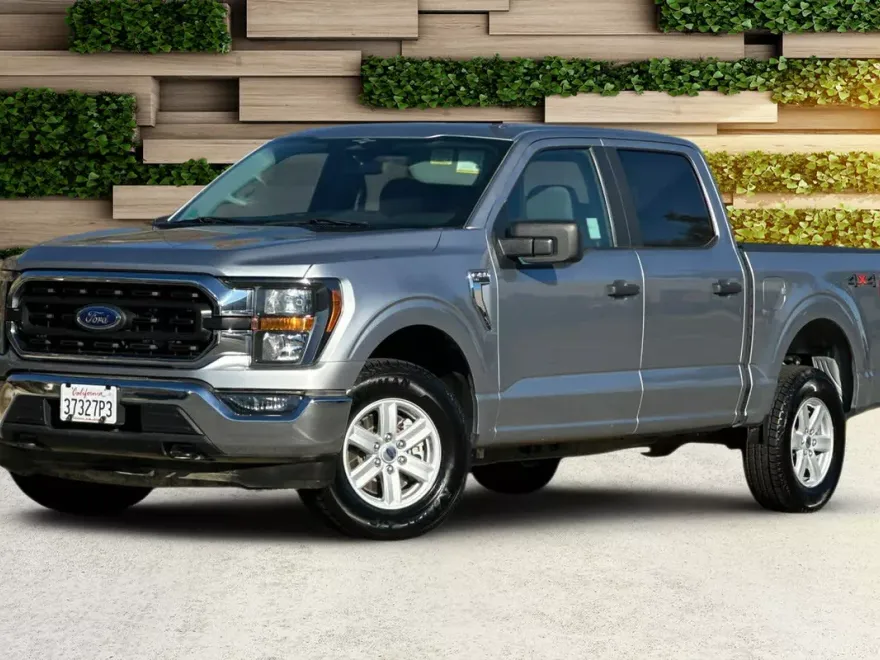 2023 Ford F-150 XLT photo 1