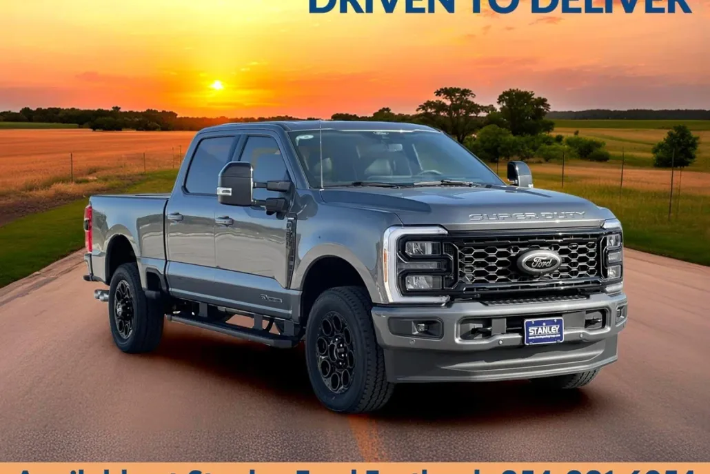 2025 Ford F-250 Lariat photo 1