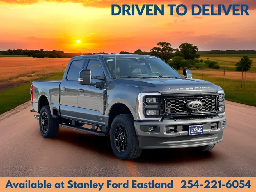 2025 Ford F-250 Lariat photo 1