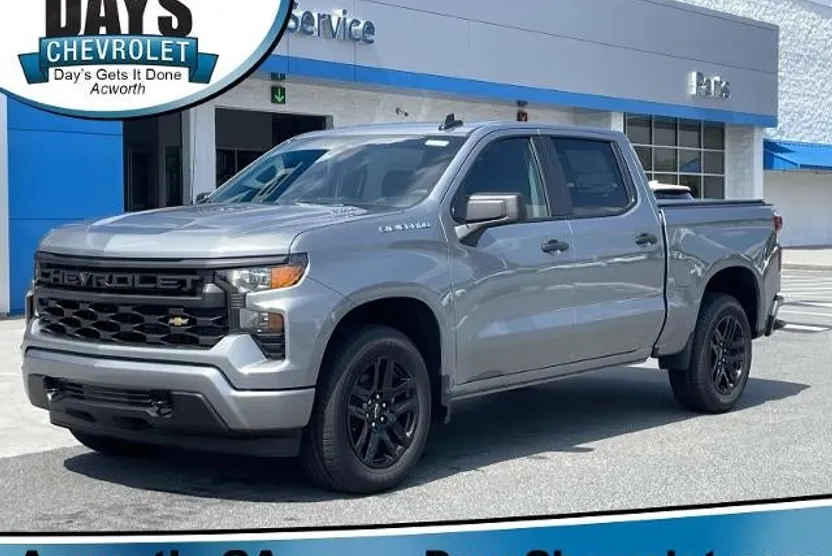 2026 Chevrolet Silverado 1500 Custom photo 1