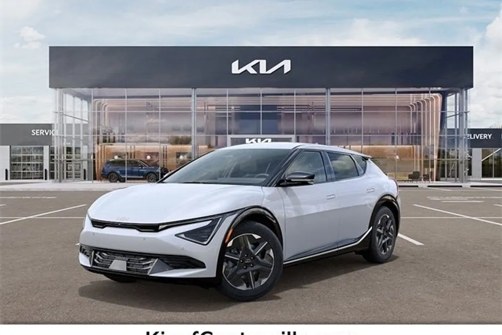 2025 Kia EV6 Light photo 1