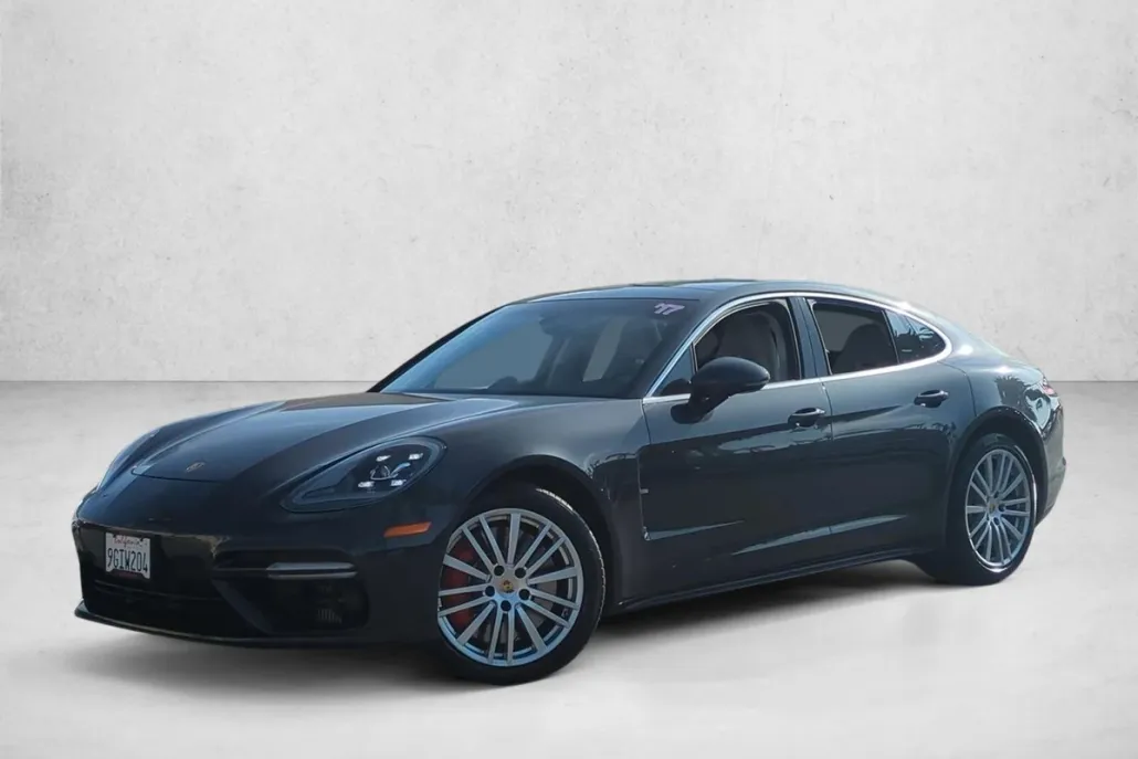 2017 Porsche Panamera Turbo photo 1