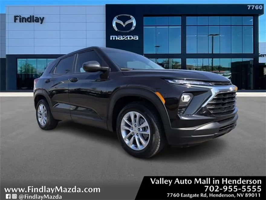 2024 Chevrolet Trailblazer LS photo 1
