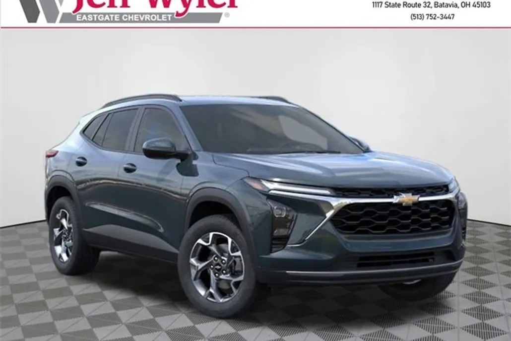 2026 Chevrolet Trax LT photo 1