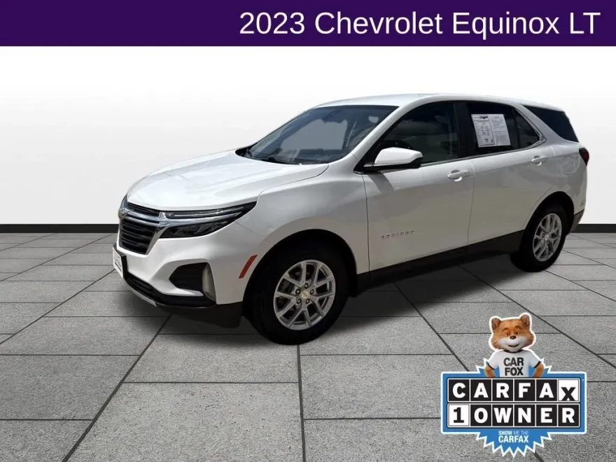 2023 Chevrolet Equinox LT photo 1