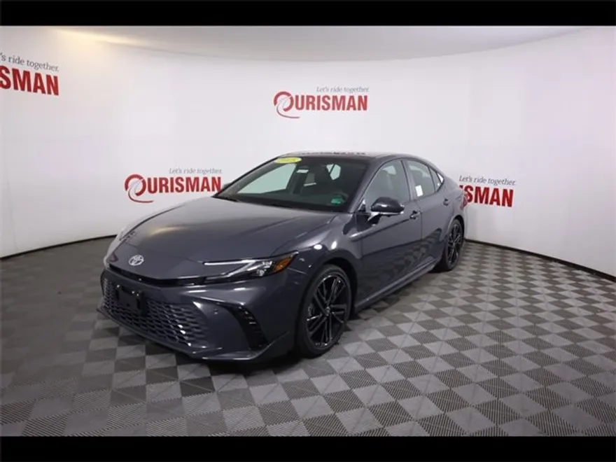 2025 Toyota Camry XSE photo 1