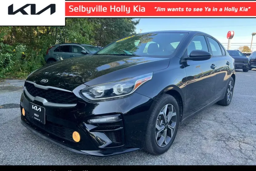2021 Kia Forte LXS photo 1