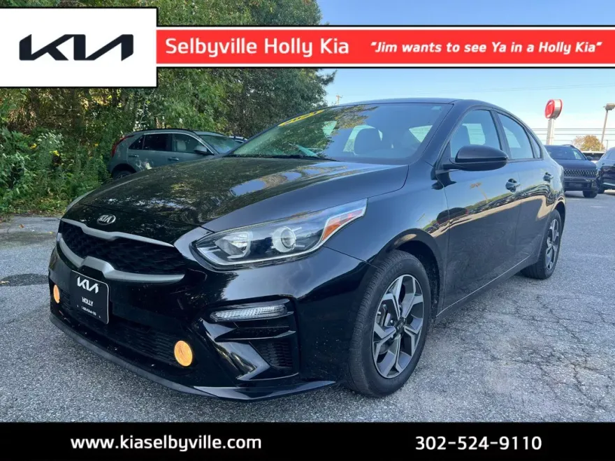 2021 Kia Forte LXS photo 1
