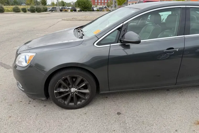 2016 Buick Verano Sport Touring photo 1