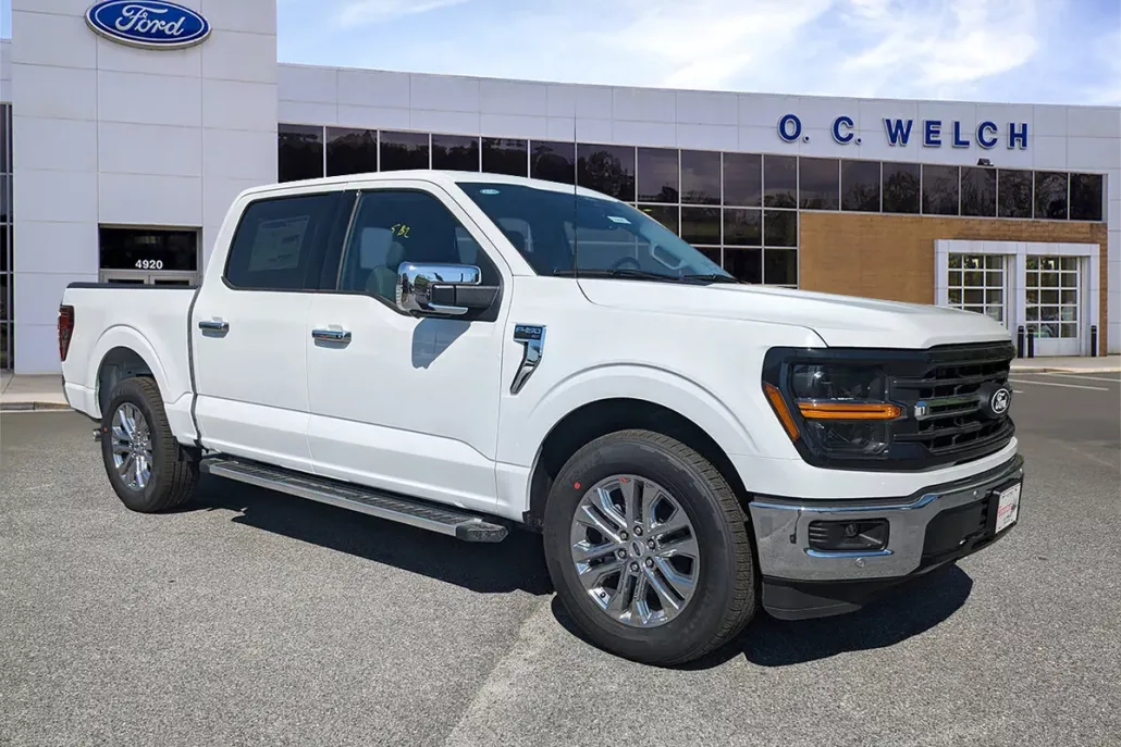 2025 Ford F-150 XLT photo 1