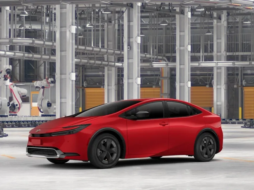 2026 Toyota Prius SE Plug-in Hybrid photo 2