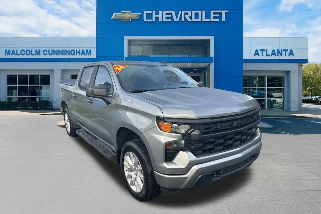 2024 Chevrolet Silverado 1500 Custom photo 1