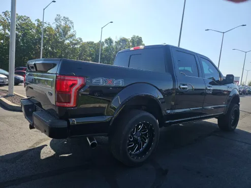 2016 Ford F-150 Platinum photo 4