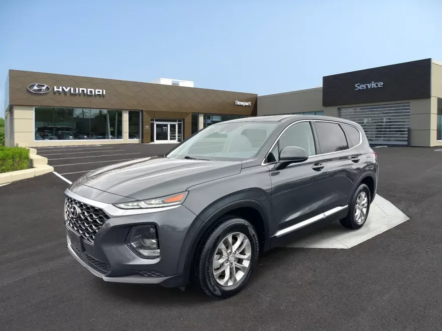 2019 Hyundai Santa Fe SE photo 1