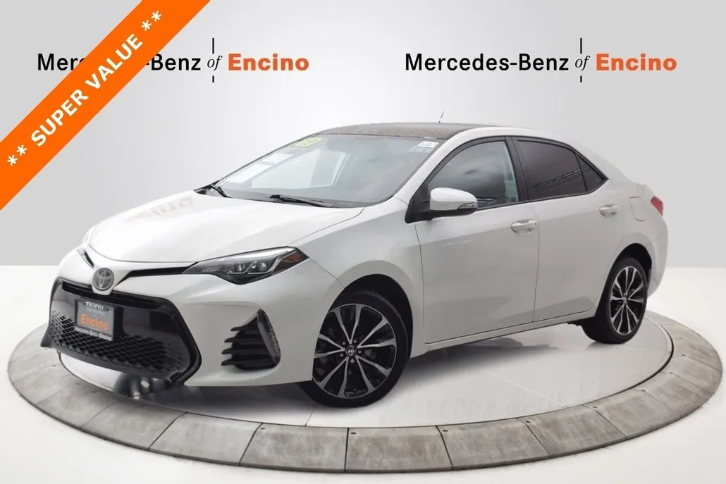 2019 Toyota Corolla L photo 1