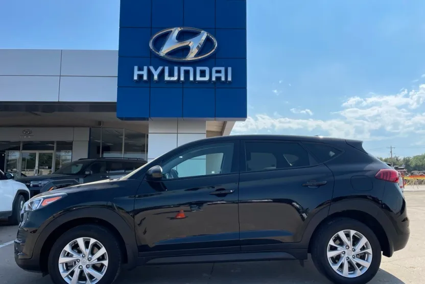 2020 Hyundai Tucson SE photo 1