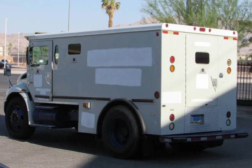 2006 International 4300 DuraStar 4300 photo 1