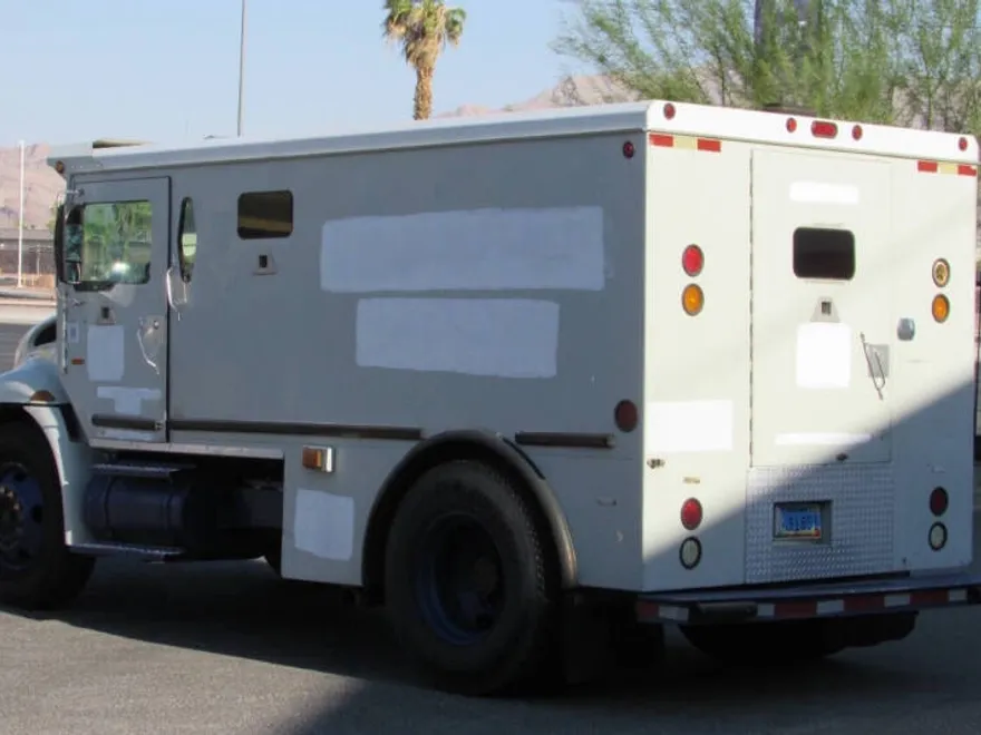 2006 International 4300 DuraStar 4300 photo 1