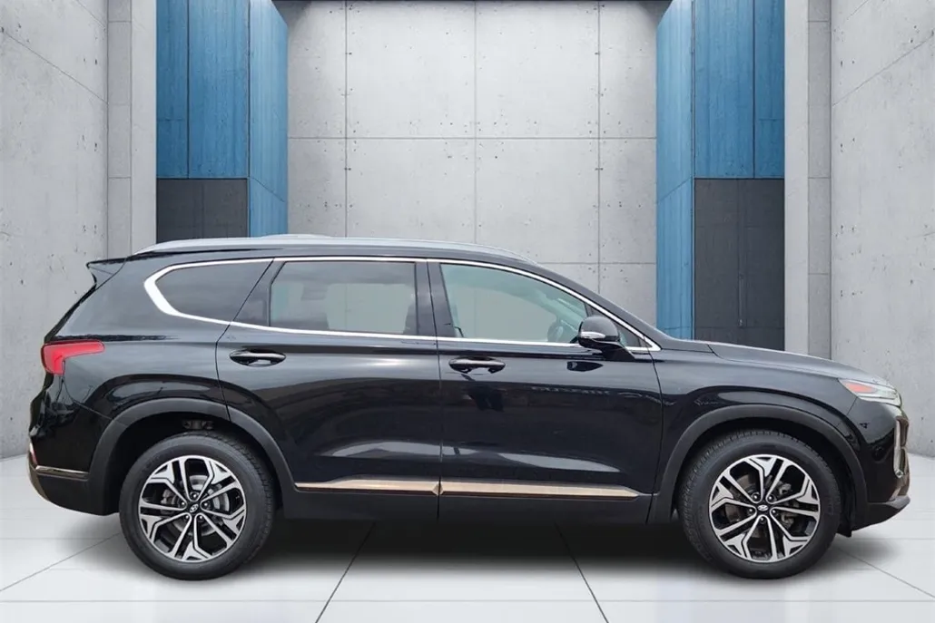 2020 Hyundai Santa Fe Limited photo 1
