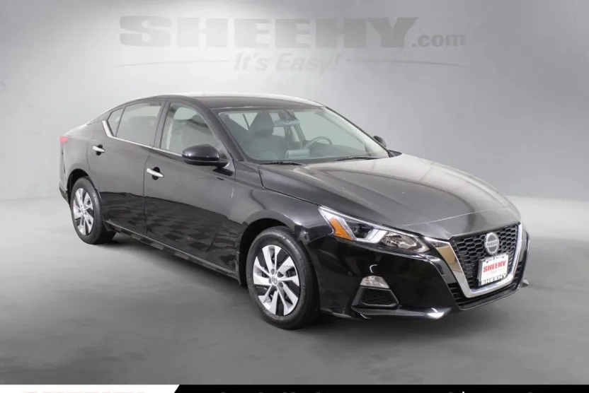 2019 Nissan Altima 2.5 S photo 1