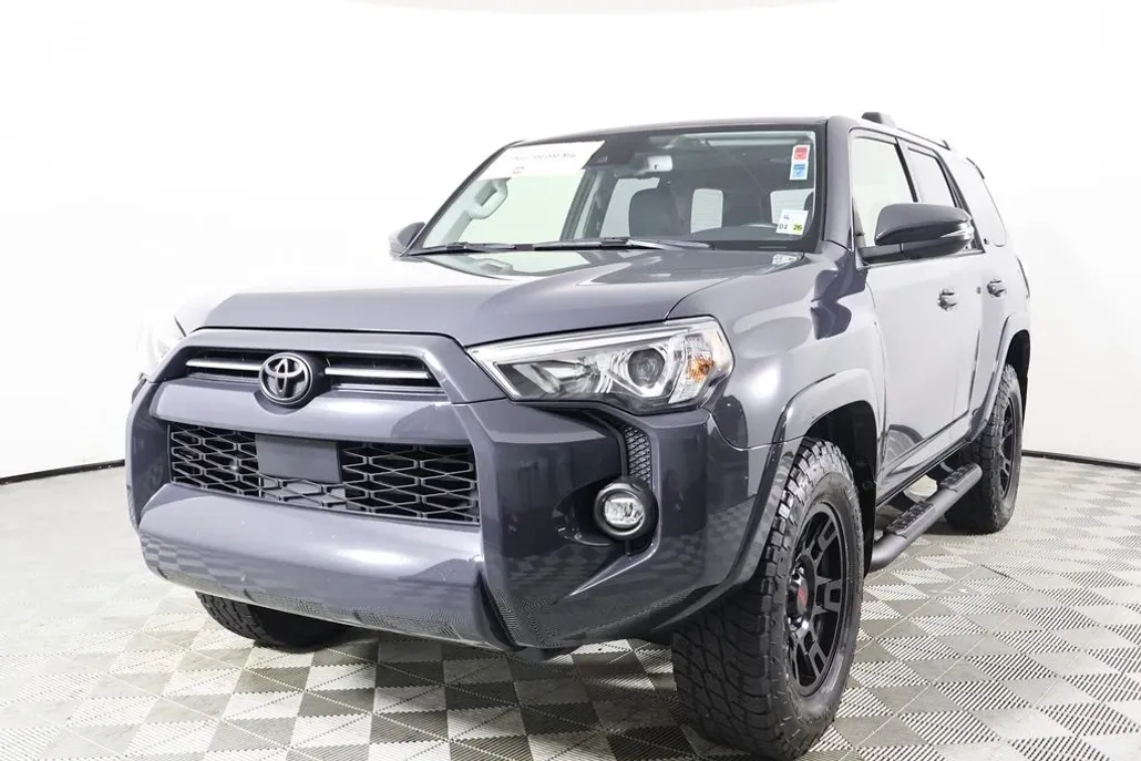 2024 Toyota 4Runner SR5 Premium photo 1