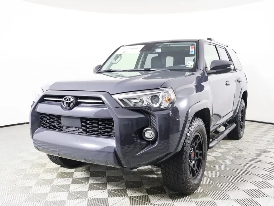 2024 Toyota 4Runner SR5 Premium photo 1
