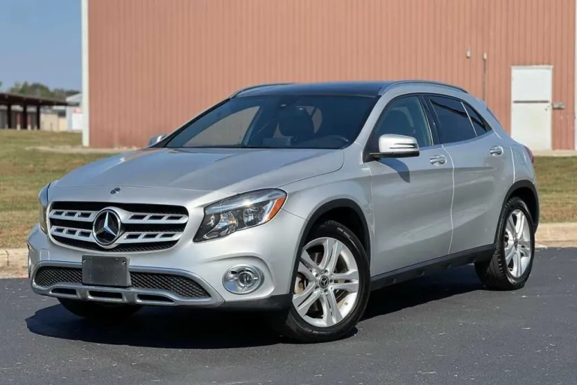 2018 Mercedes Benz GLA 250 photo 1