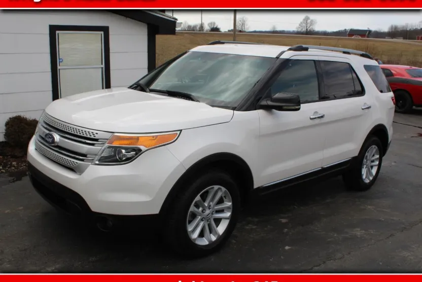 2012 Ford Explorer XLT photo 1