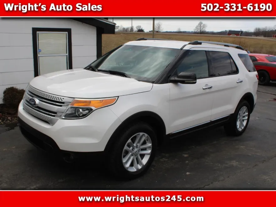 2012 Ford Explorer XLT photo 1