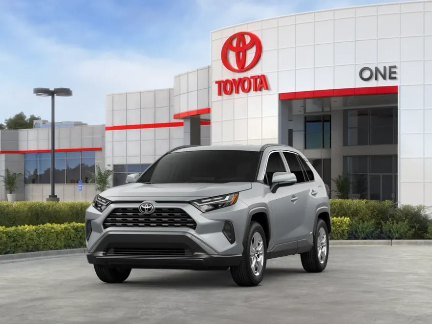 2025 Toyota RAV4 Hybrid XLE photo 1