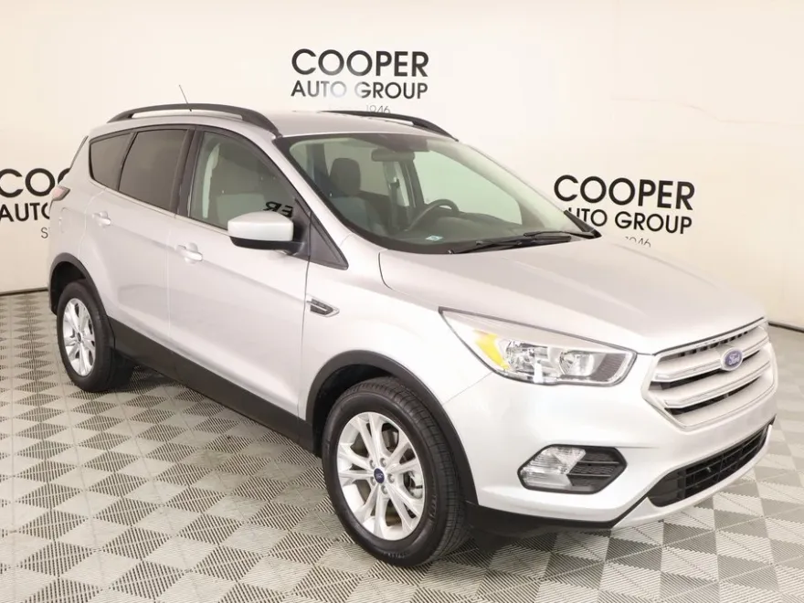 2018 Ford Escape SE photo 1