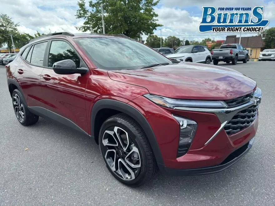 2025 Chevrolet Trax photo 1