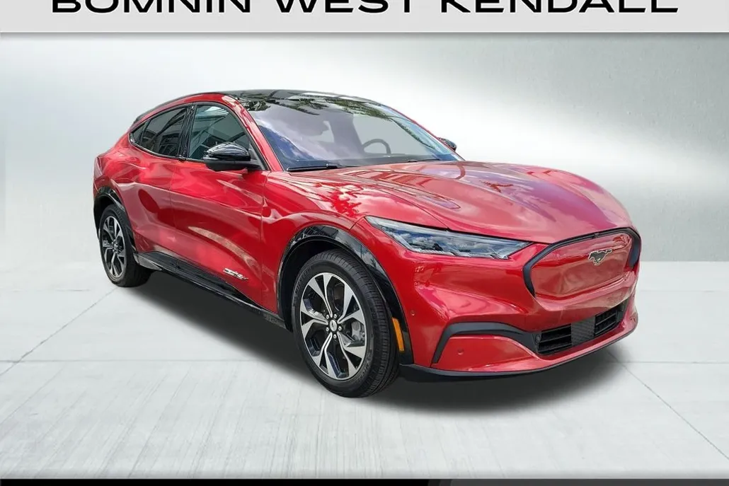 2023 Ford Mustang Mach-E Premium photo 1
