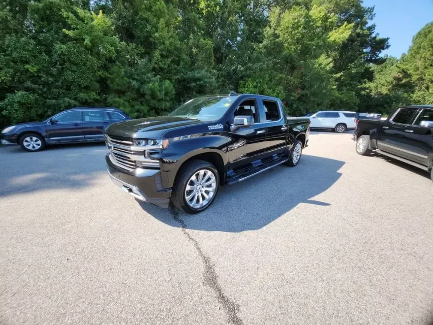 2019 Chevrolet Silverado 1500 High Country photo 1