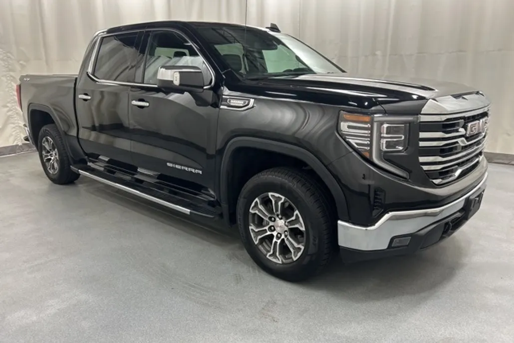 2022 Gmc Sierra 1500 SLT photo 1