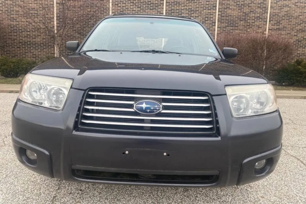 2008 Subaru Forester X photo 1