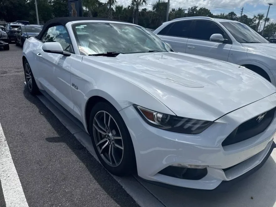 2016 Ford Mustang GT Premium Convertible photo 1