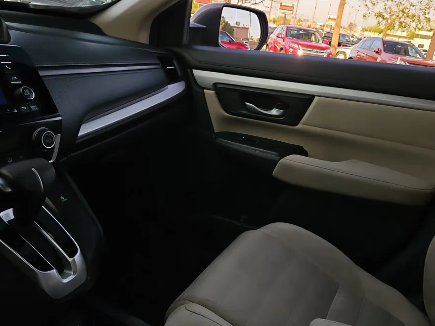 2019 Honda CR-V LX photo 1