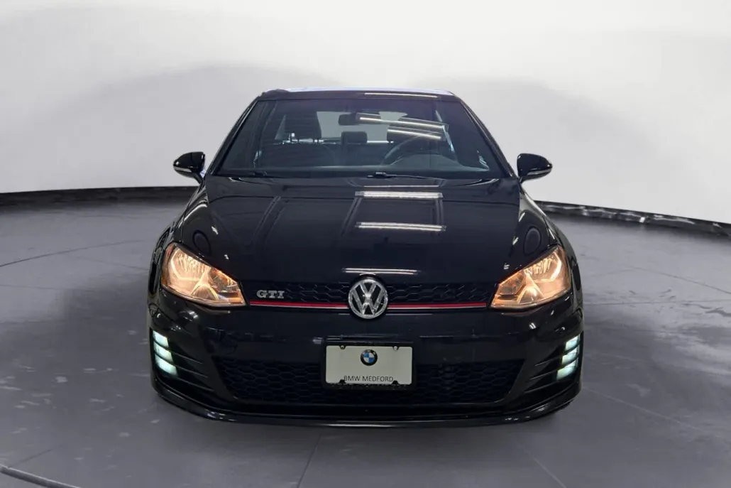 2017 Volkswagen Golf GTI S photo 1