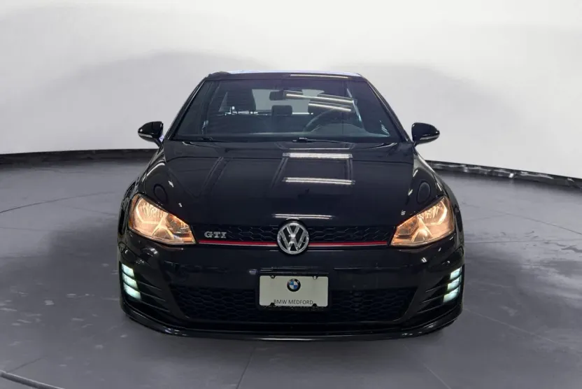 2017 Volkswagen Golf GTI S photo 1