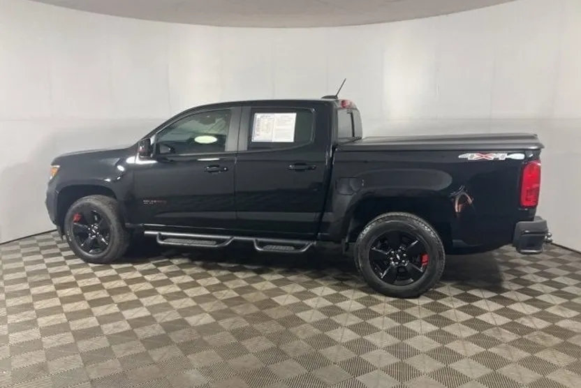 2022 Chevrolet Colorado LT photo 1