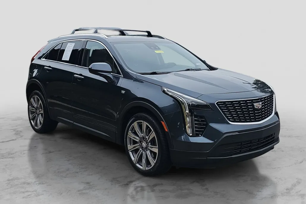 2021 Cadillac XT4 Luxury photo 1