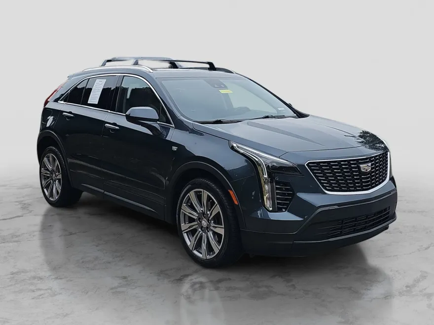2021 Cadillac XT4 Luxury photo 1