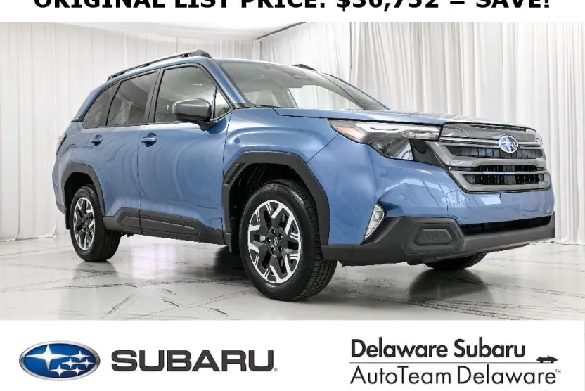 2025 Subaru Forester Premium photo 1