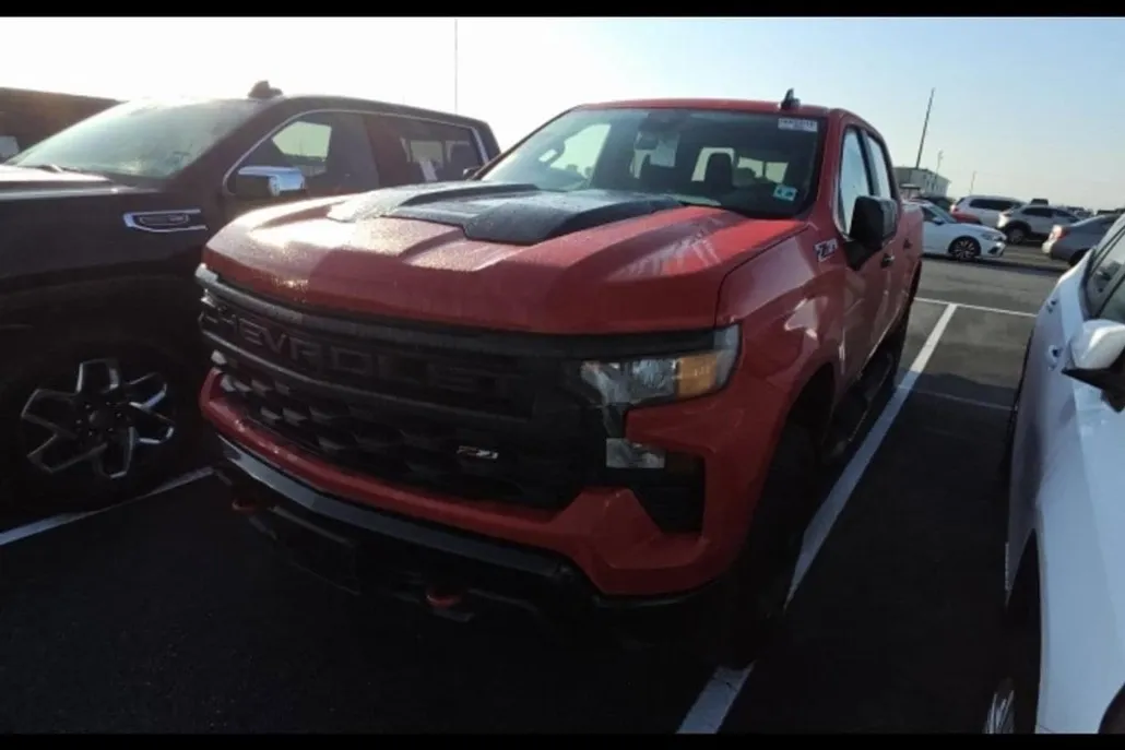 2024 Chevrolet Silverado 1500 Custom Trail Boss photo 1