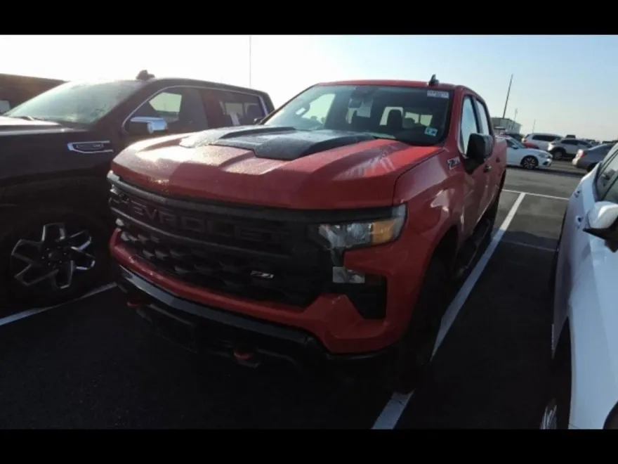 2024 Chevrolet Silverado 1500 Custom Trail Boss photo 1