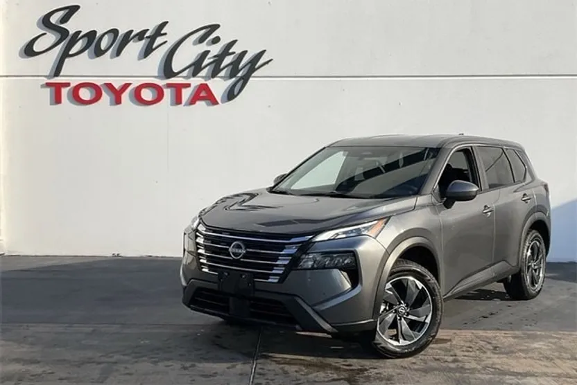 2024 Nissan Rogue SV photo 1