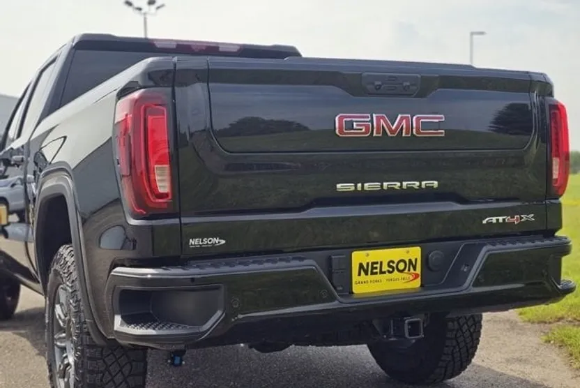 2025 Gmc Sierra 1500 AT4X photo 1