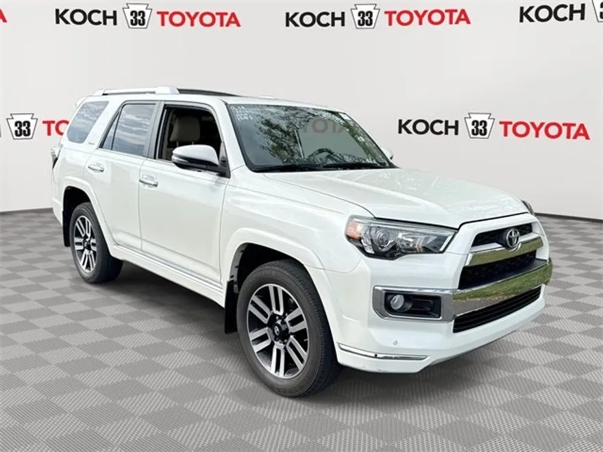 2018 Toyota 4Runner Limited photo 1