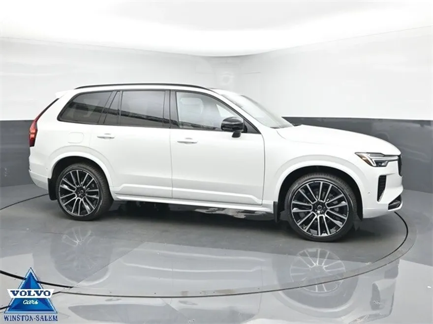 2026 Volvo XC90 photo 1